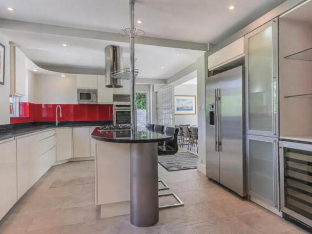 Farm for sale in Poole