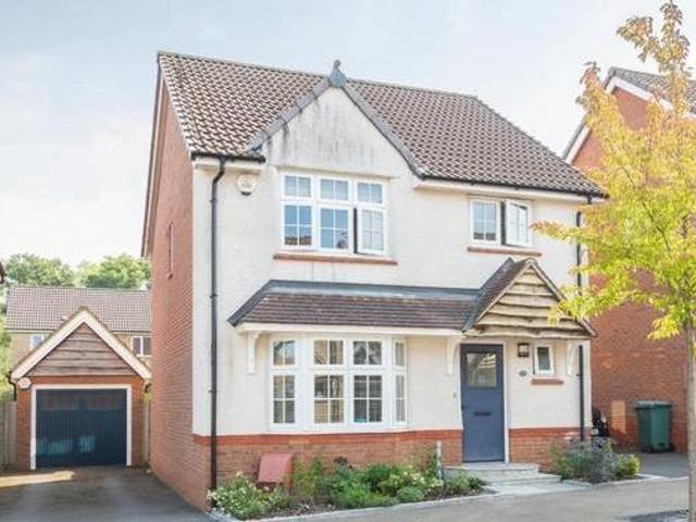 House for sale in Feckenham, City Of Bristol