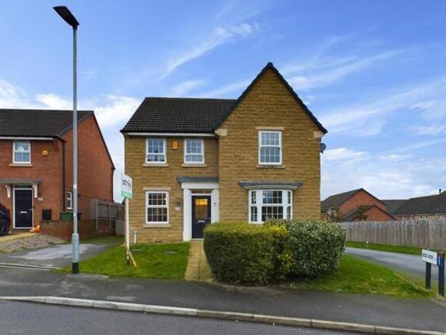 House for sale in Pudsey, Leeds