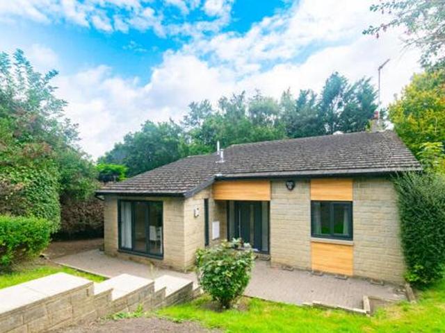 House for sale in Oakwood, West Yorkshire