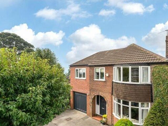 House for sale in Rawdon, West Yorkshire