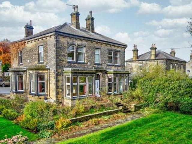 House for sale in Horsforth, West Yorkshire