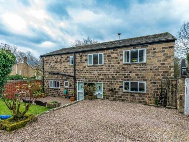 House for sale in Woodkirk, West Yorkshire