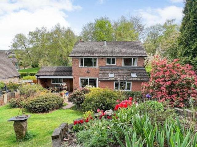House for sale in Kingsley Moor, Staffordshire
