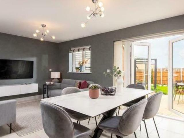 House for sale in Leighton-Linslade, Leighton Buzzard