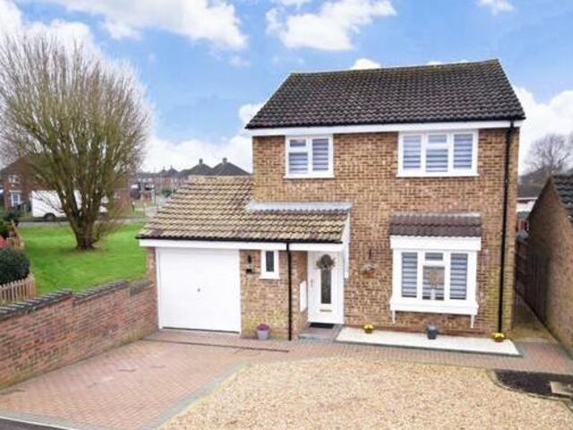 House for sale in Leighton-Linslade, Leighton Buzzard