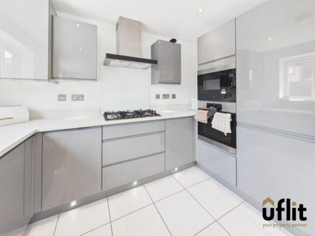Farm for sale in Fole, Surrey
