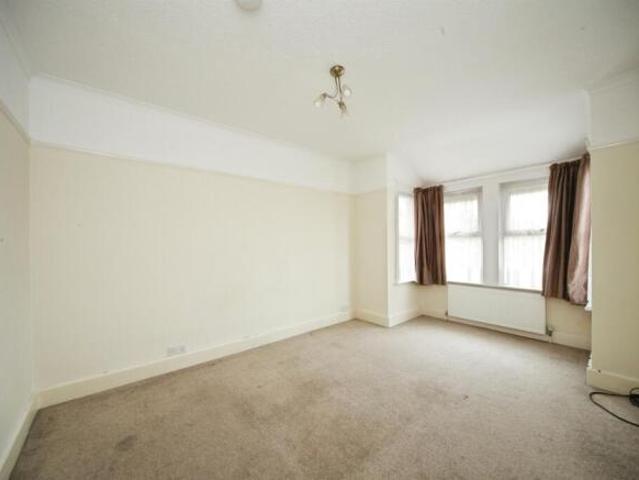 Farm for sale in Spring Park, Luton