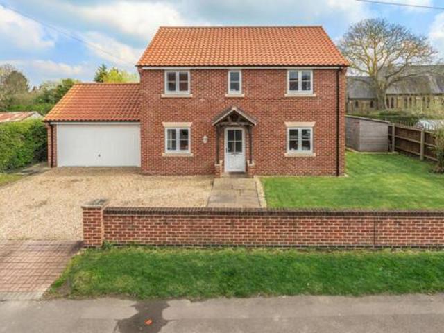 House for sale in Brayford, Lincolnshire