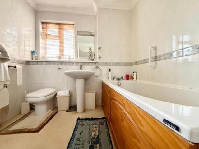 Farm for sale in Luton