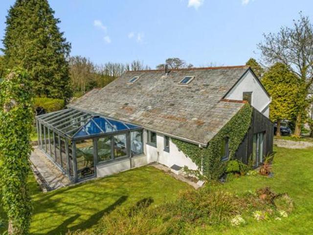 House for sale in Lamellion, Cornwall