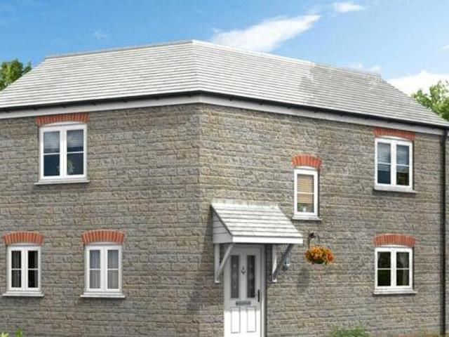 House for sale in Lamellion, Cornwall