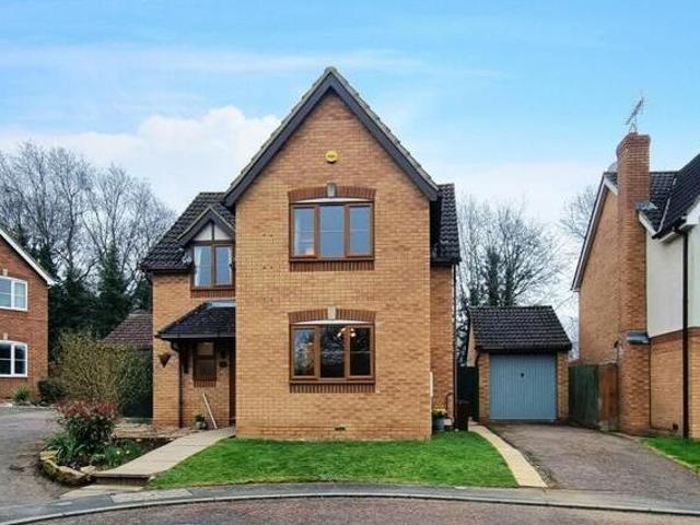 House for sale in Northampton, Northamptonshire