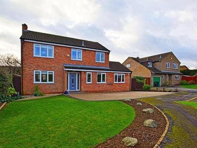 House for sale in Northampton, Northamptonshire