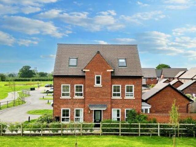 House for sale in East Midlands
