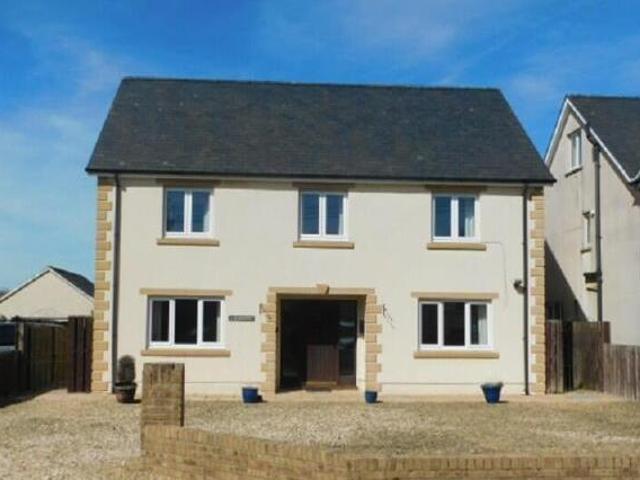 House for sale in Llandeilo, Wales