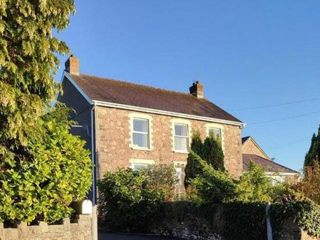 House for sale in Llandeilo, Wales