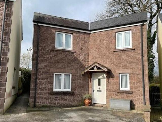 House for sale in Llandeilo, Wales