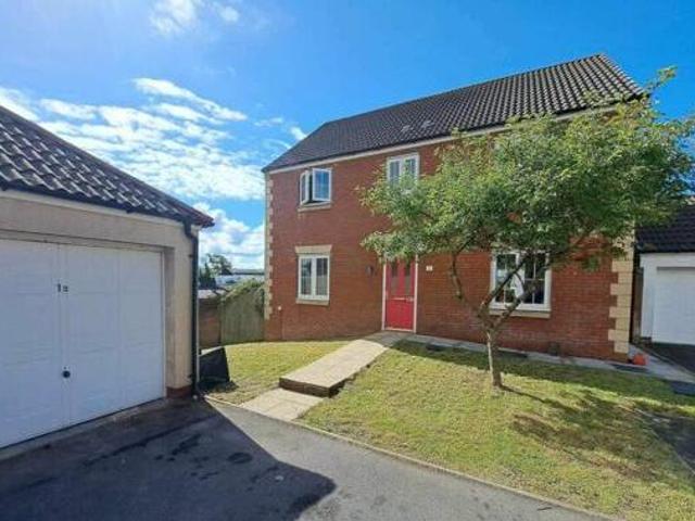 House for sale in Llanelli, Sir Gaerfyrddin / Carmarthenshire