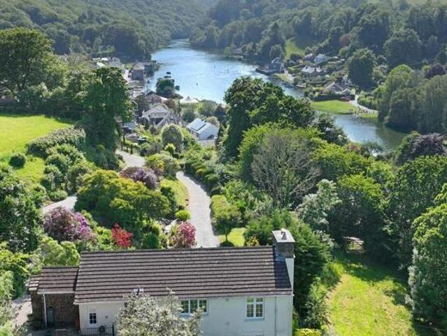 House for sale in Lostwithiel, Cornwall