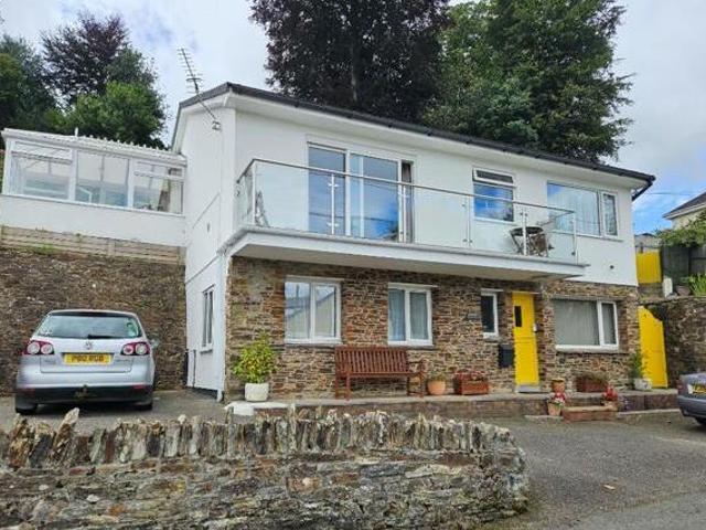 House for sale in Lostwithiel, Cornwall