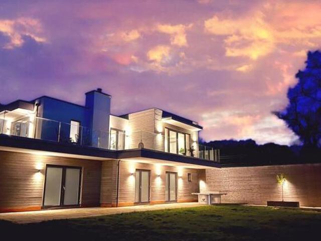House for sale in Surrey
