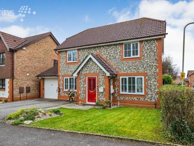 House for sale in Lyons, Greater London
