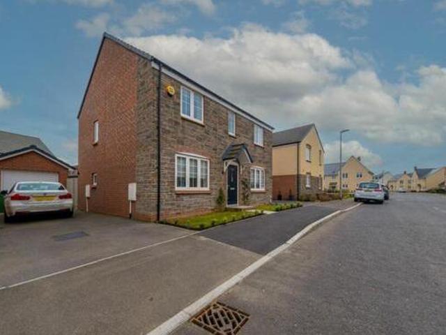 House for sale in Feckenham, City Of Bristol