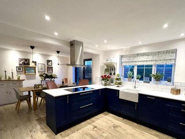 House for sale in Swindon