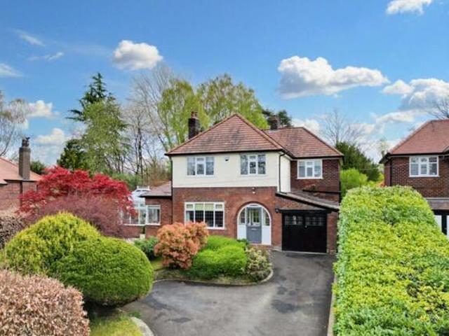House for sale in Moss Rose, Macclesfield