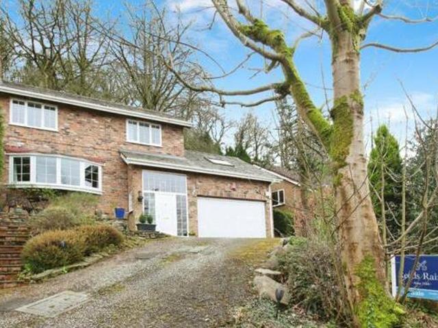 House for sale in Hurdsfield, Macclesfield