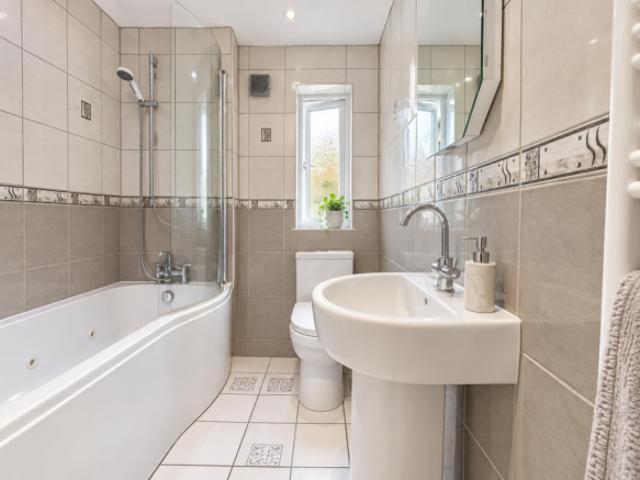 Farm for sale in Abington, Northampton