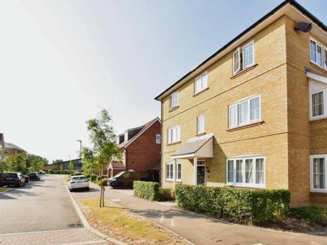 House for sale in Allington, Midway