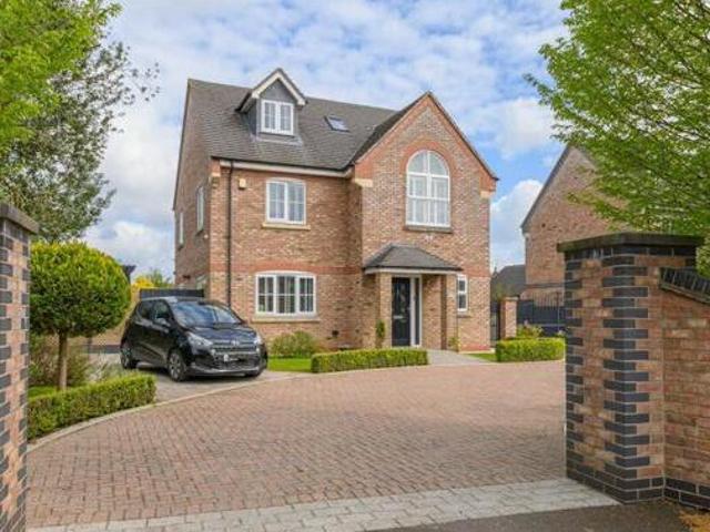House for sale in Lyons, Greater London