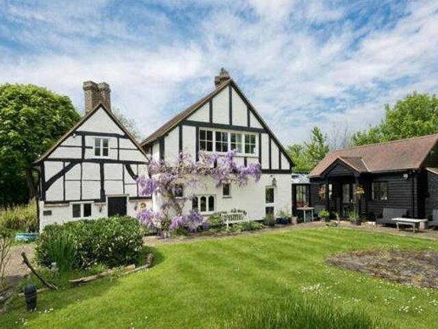 House for sale in Surrey