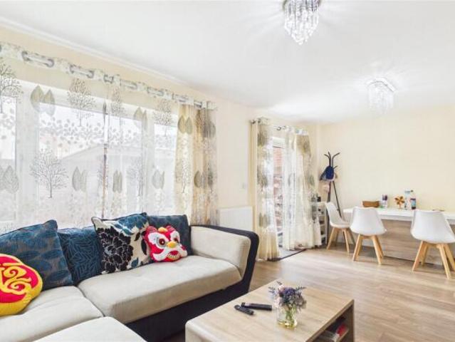 Property for sale in Basingstoke, Basingstoke and Deane