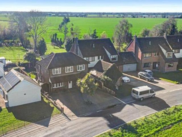 House for sale in Dale Hill