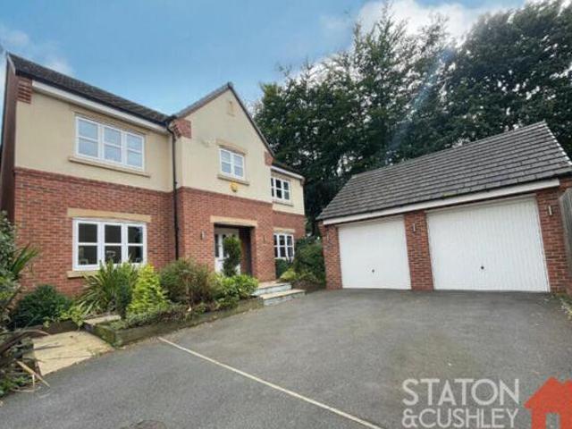 House for sale in Berry Hill, Potters Corner