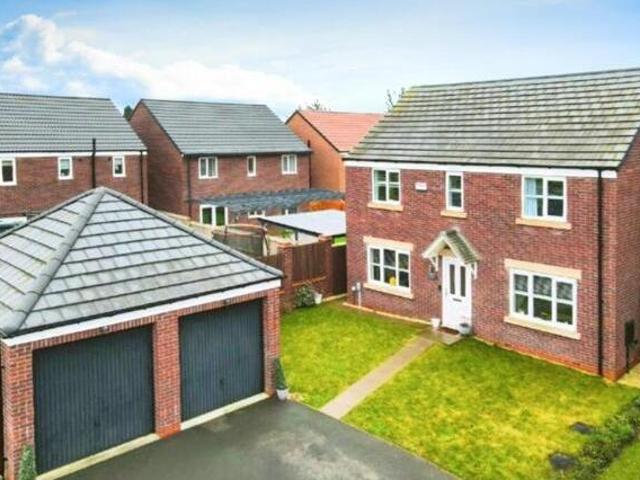 House for sale in Bull Farm, Potters Corner
