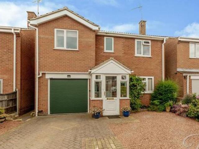 House for sale in Potters Corner, East Midlands