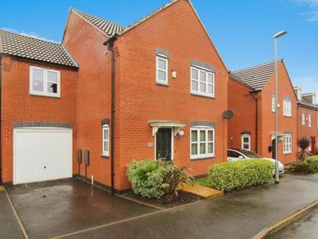 House for sale in Potters Corner, East Midlands