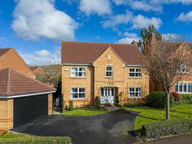 House for sale in Stanford On Avon, Leicestershire