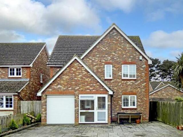 House for sale in Rustington, Arun