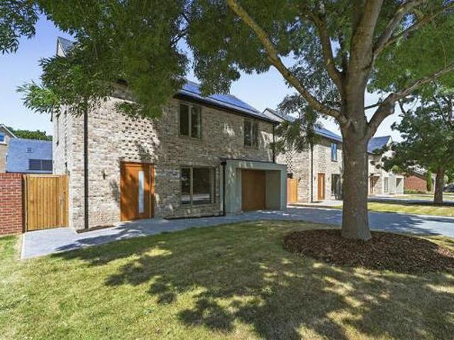House for sale in Fordham Heath