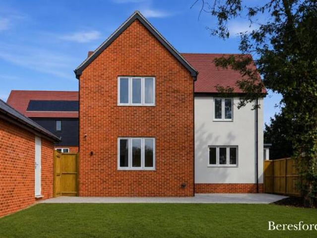 Farm for sale in Navestock Side