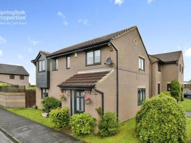House for sale in Froggatt, East Midlands