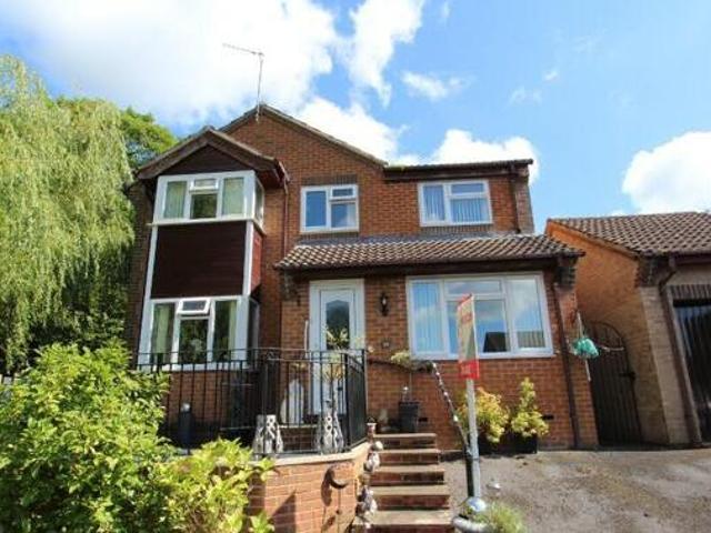 House for sale in Froggatt, East Midlands