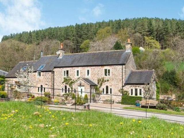 House for sale in Froggatt, East Midlands