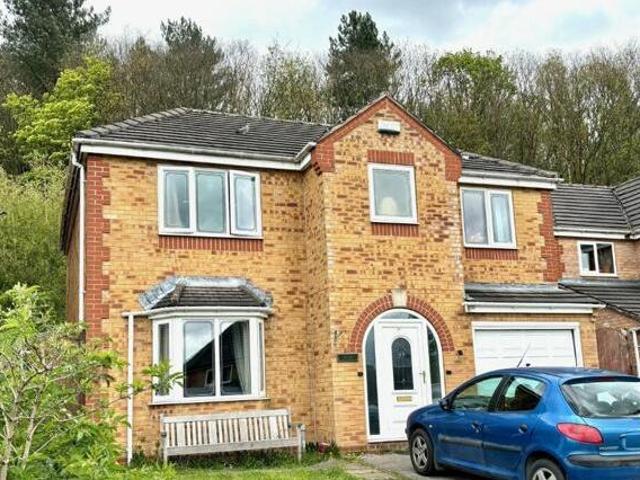 House for sale in Froggatt, East Midlands