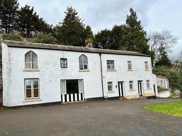 House for sale in Froggatt, East Midlands